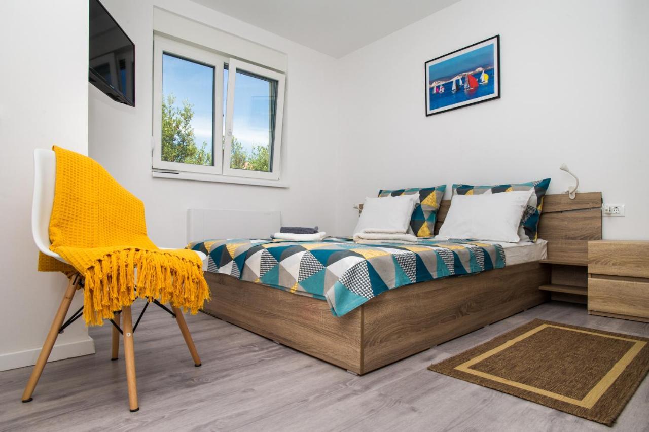 Apartments Jedro Petrcane Eksteriør bilde