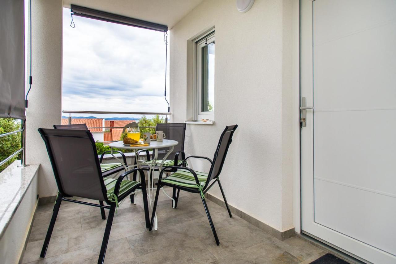 Apartments Jedro Petrcane Eksteriør bilde